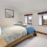 펜션 Manor Farm Barn