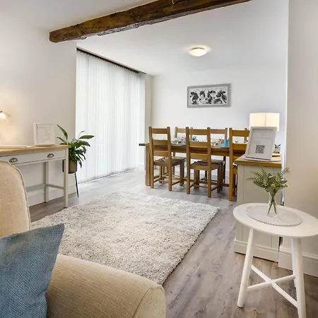 Holiday home Manor Farm Barn